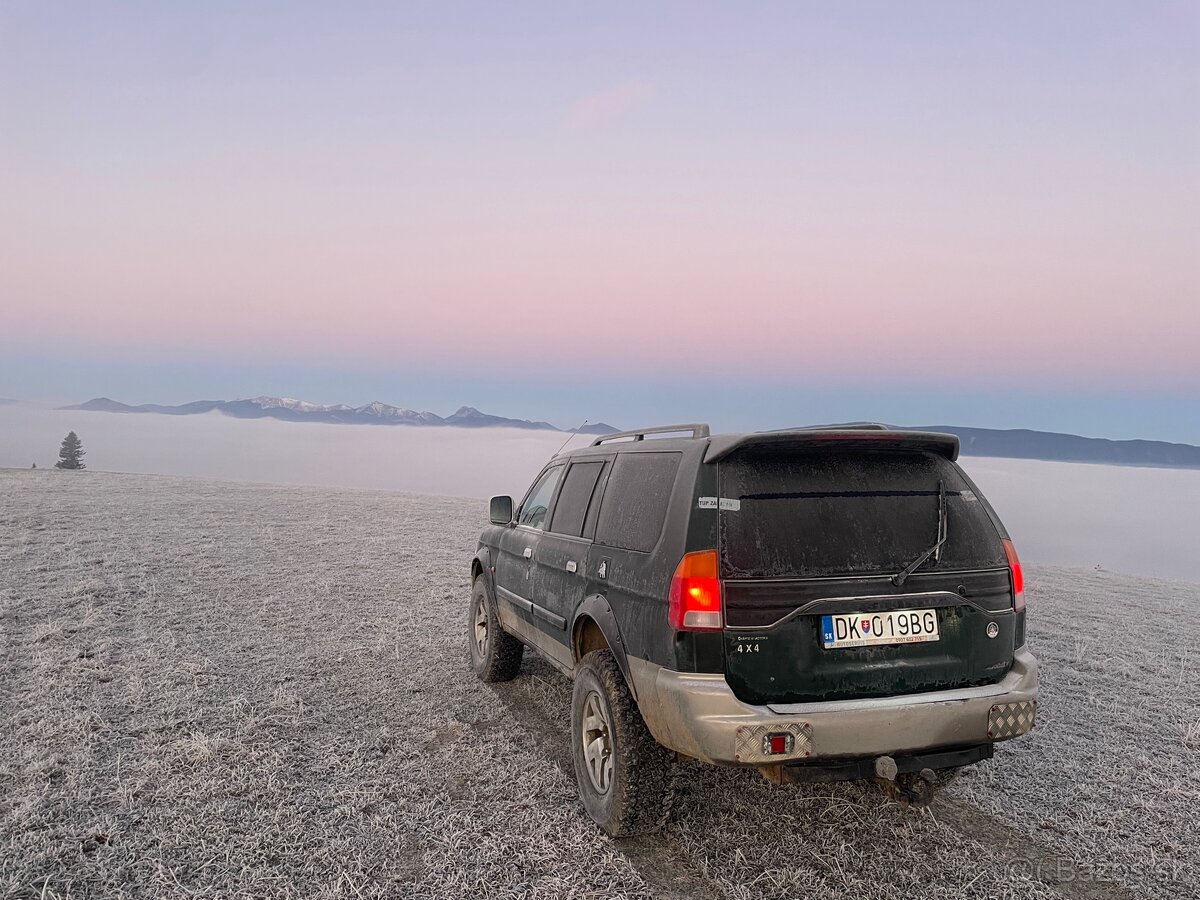 Mitsubishi pajero sport