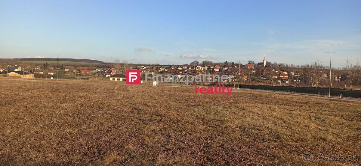 Stavebný pozemok 6,3 áru a 7,2 áru neďaleko NR, TO, HC, PN