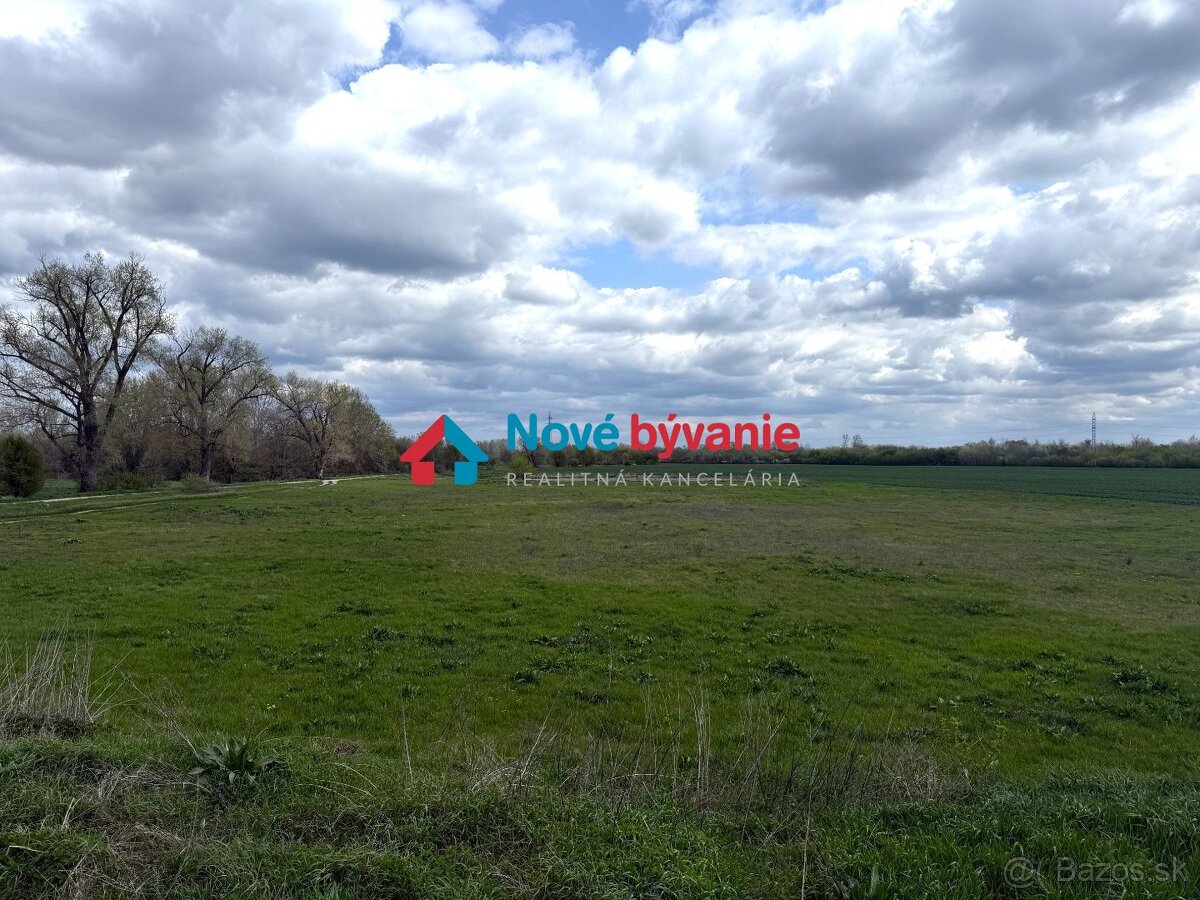 Predaj, veľký priemyselný pozemok-Šarovce(N173-14-FRAD)