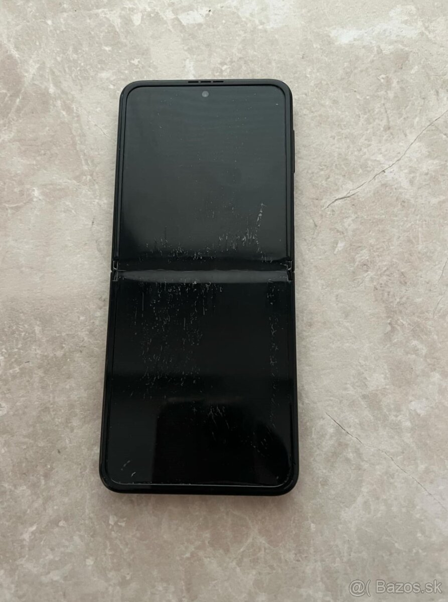 Samsung Galaxy Z Flip 3