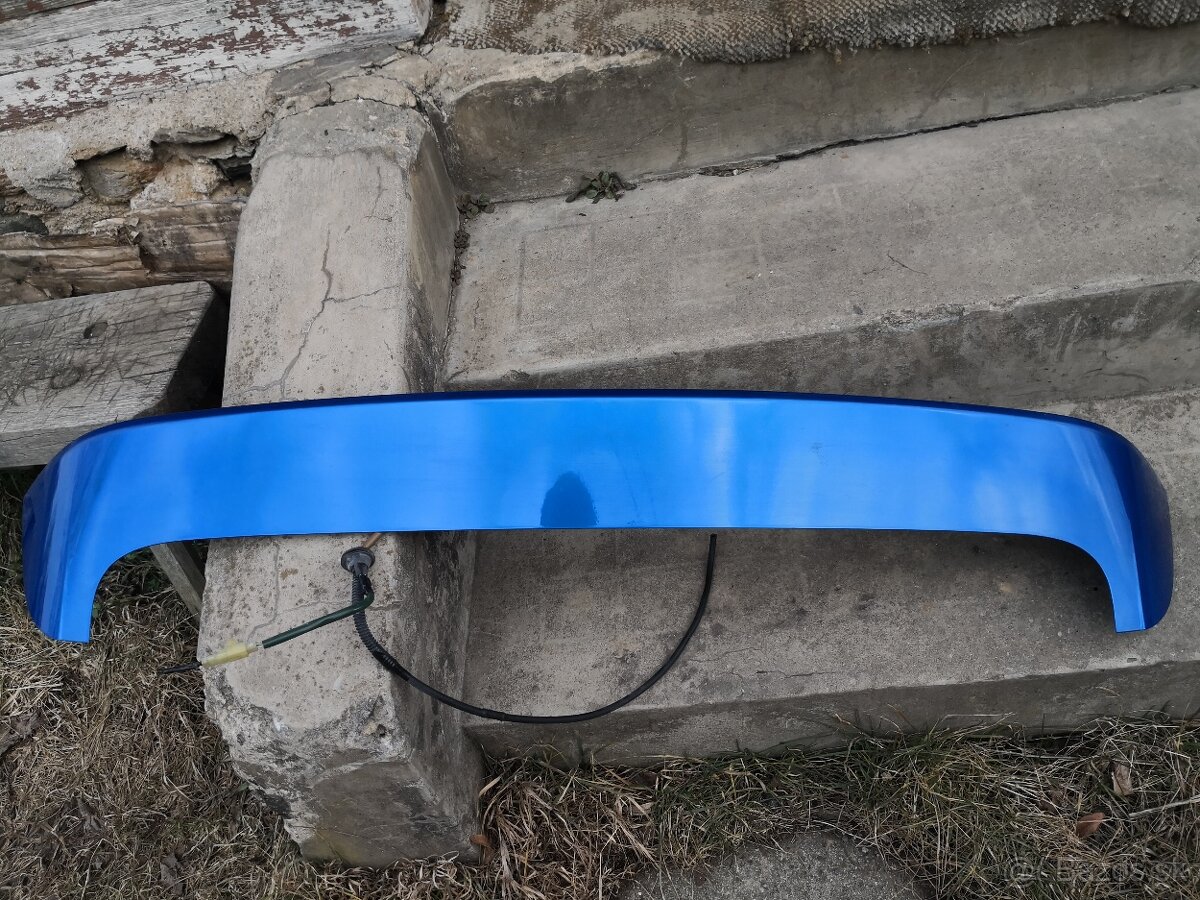 Zadné krídlo na Subaru Impreza