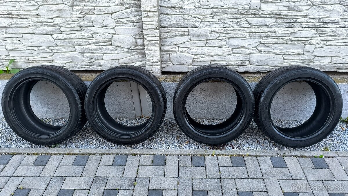 Letné pneumatiky 235/45 R17 97Y