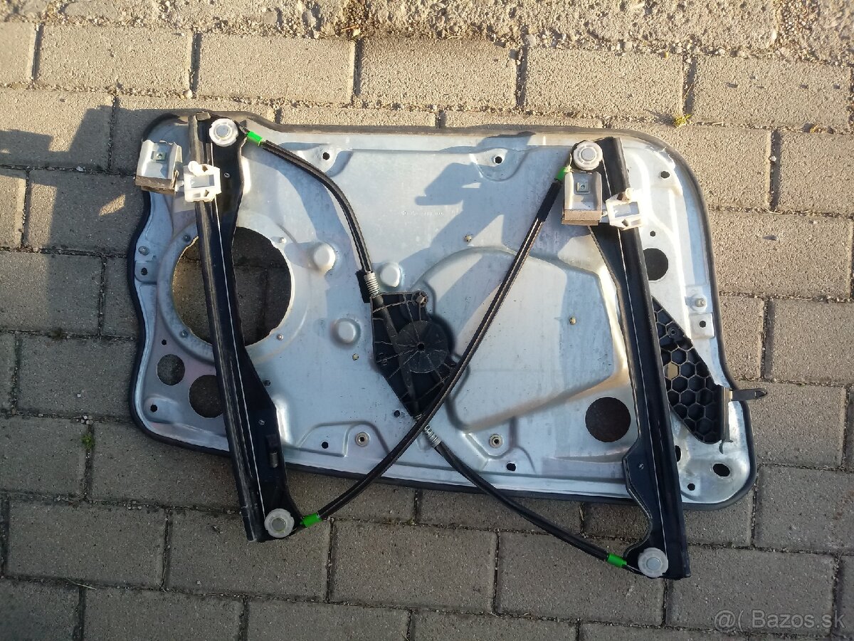 Mechanizmus okna Škoda fabia predna prava