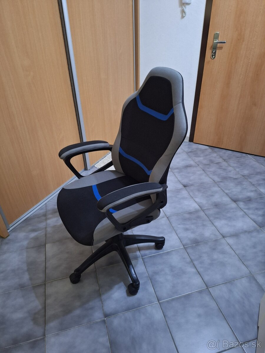 Kancelárske kreslo