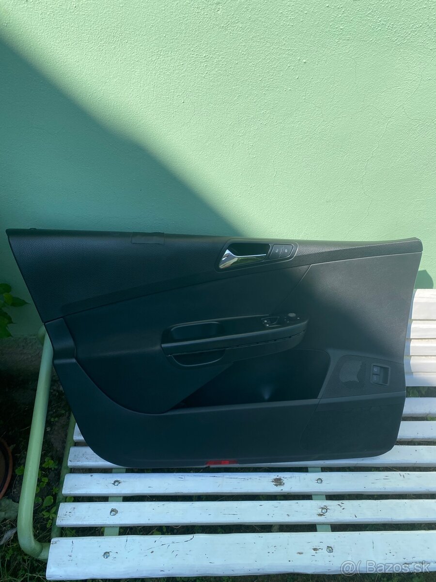 Tapacír Passat B6 Dvere