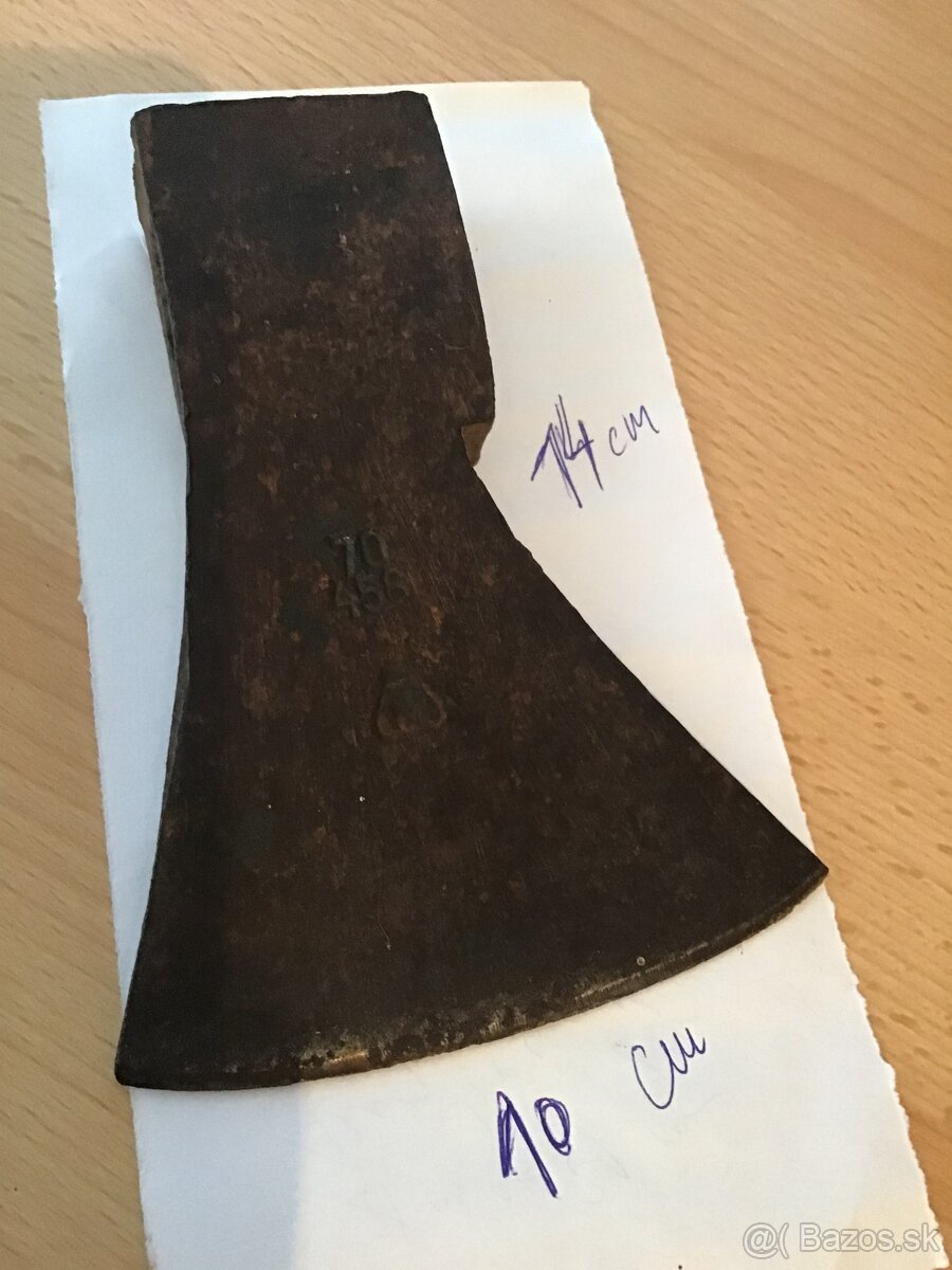 ZNAčENá STARá SEKERA 14CM