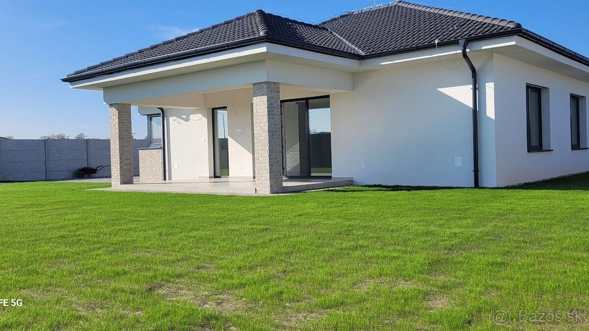 Nadštandardná novostavba 4 izbový bungalov hneď k nasťahovan