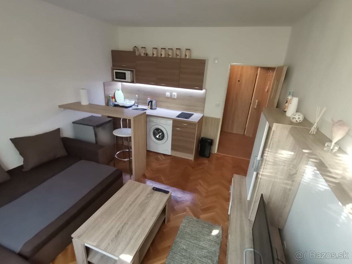 Garsónka na prenájom Topoľčany