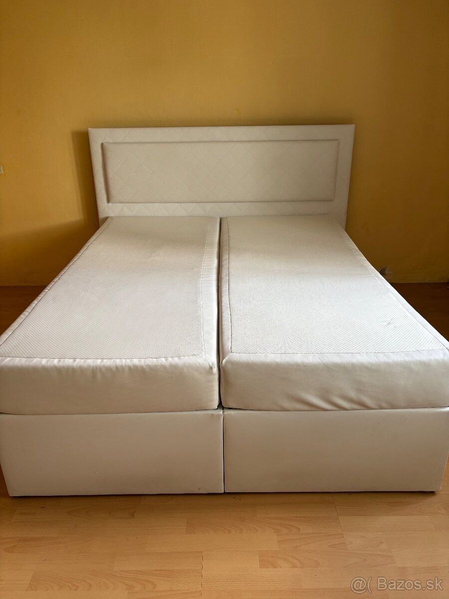 Boxspring.   180200