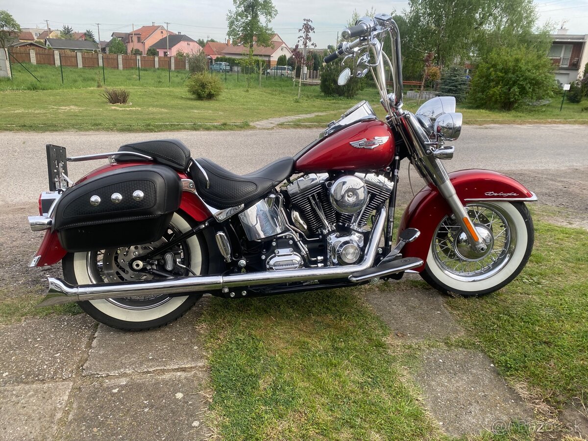 Harley davidson softail deluxe