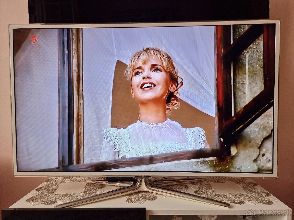 Predám SMART LED TV SAMSUNG UE40F6200AW Full HD s Wi-Fi