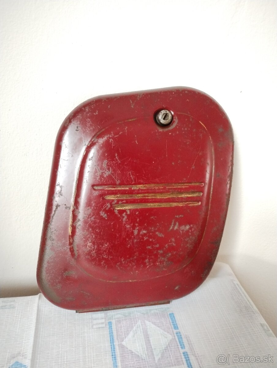 Prodám kastlík v originální barvě na Jawa ČZ