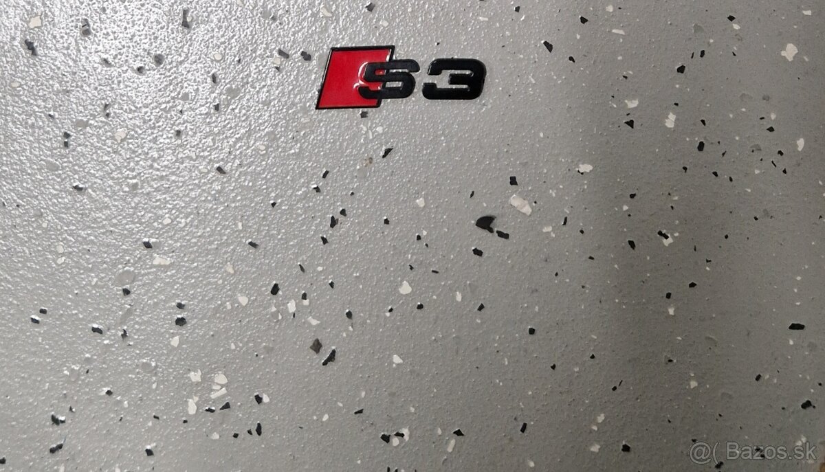 Audi A3 S3 RS3 8V znak logo