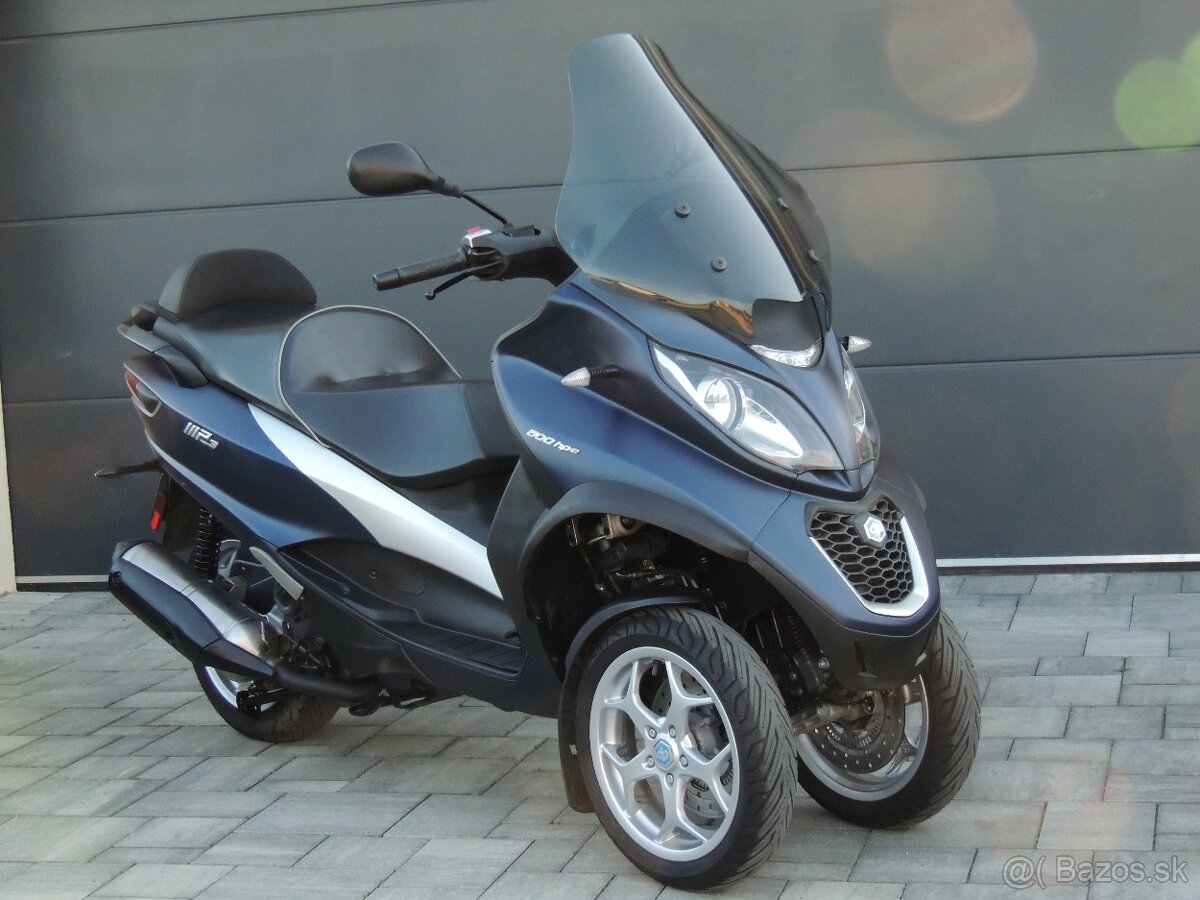PIAGGIO MP3 500 HPE 2019 ABS ASR ,,B" vodičák