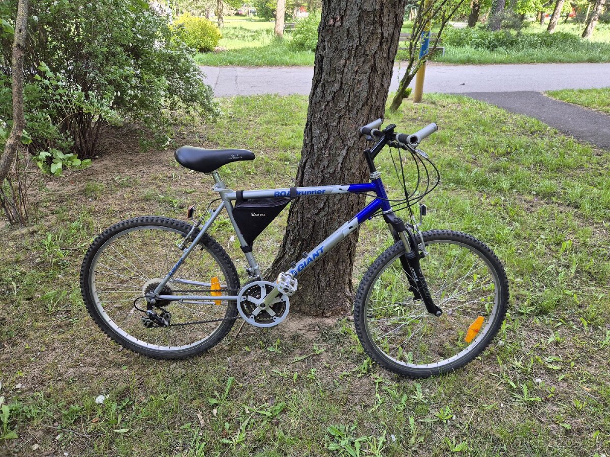 Predám bicykel Giant