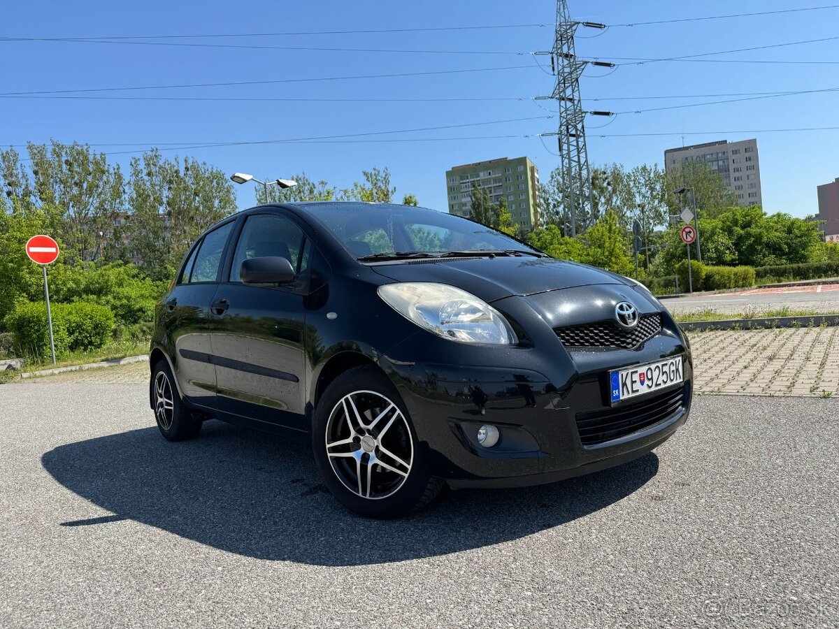 Predám Toyota Yaris 1,33 VVT-i / top stav