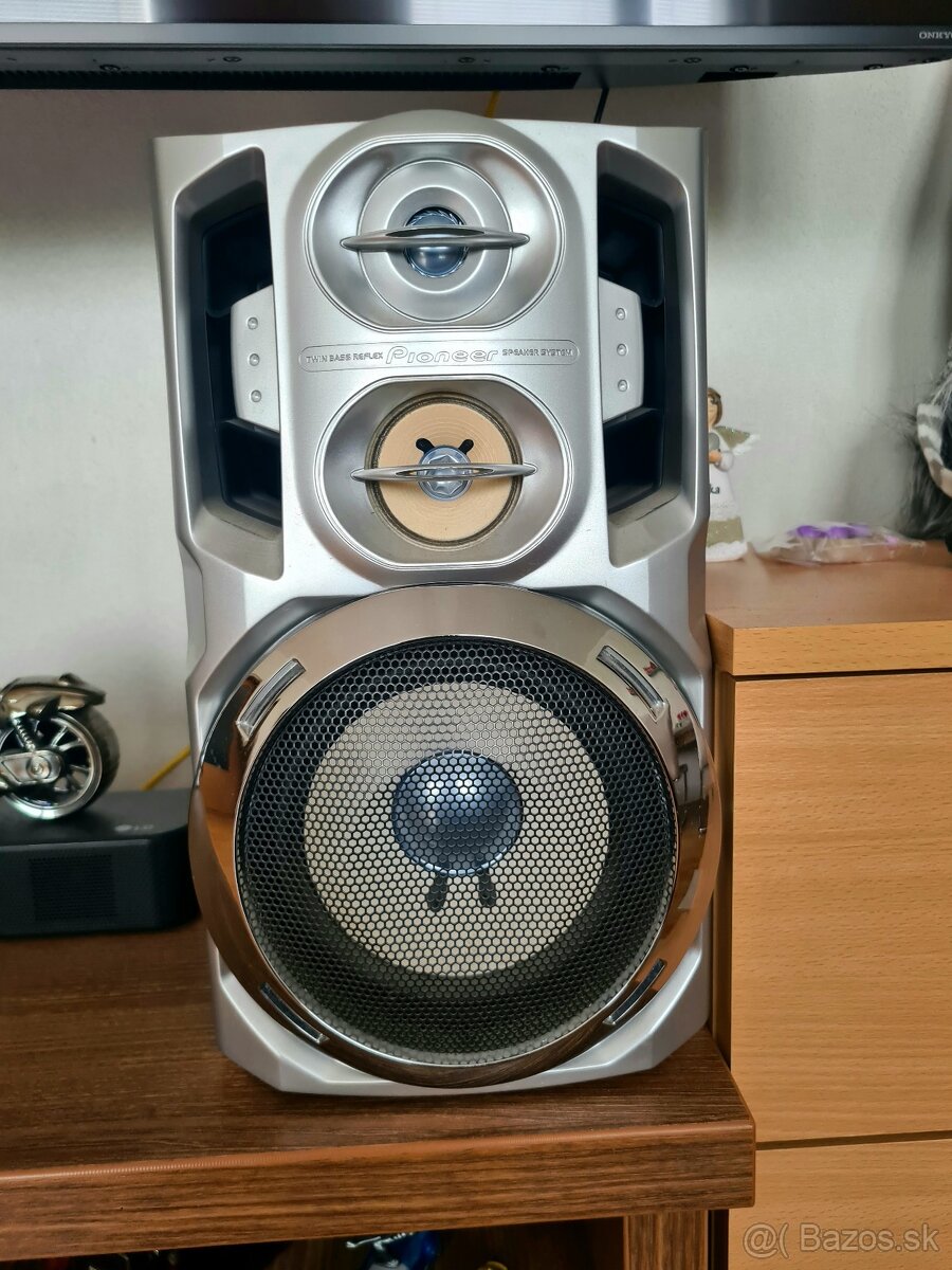 Reproduktory Pioneer
