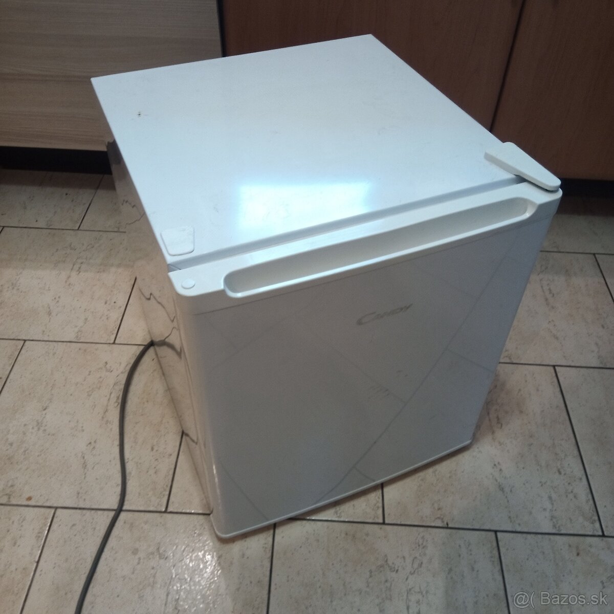 chladnicka Candy DF1-06 Mini-bar, nevypina termostat