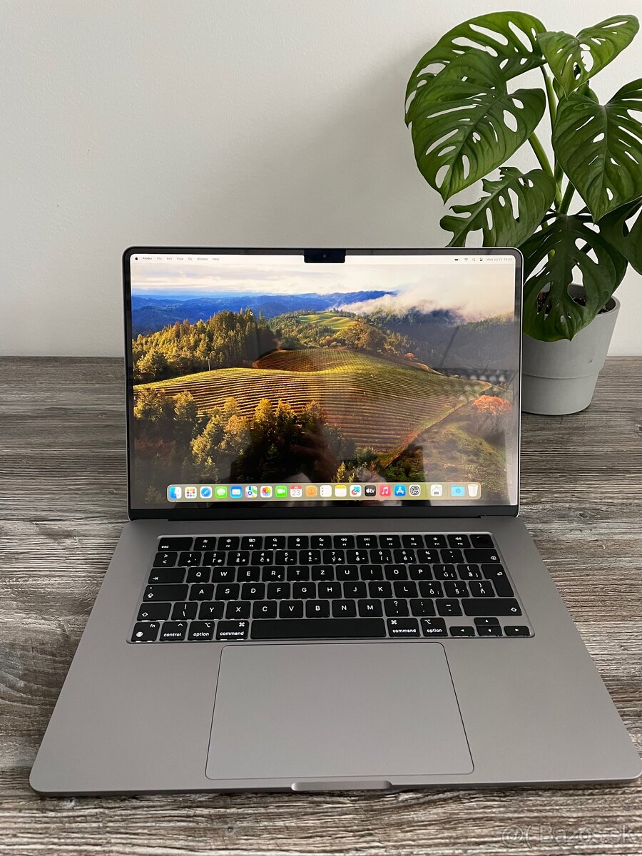 Macbook Air M3 2024 15” | 256Gb, 8Gb bat:14 cyklov