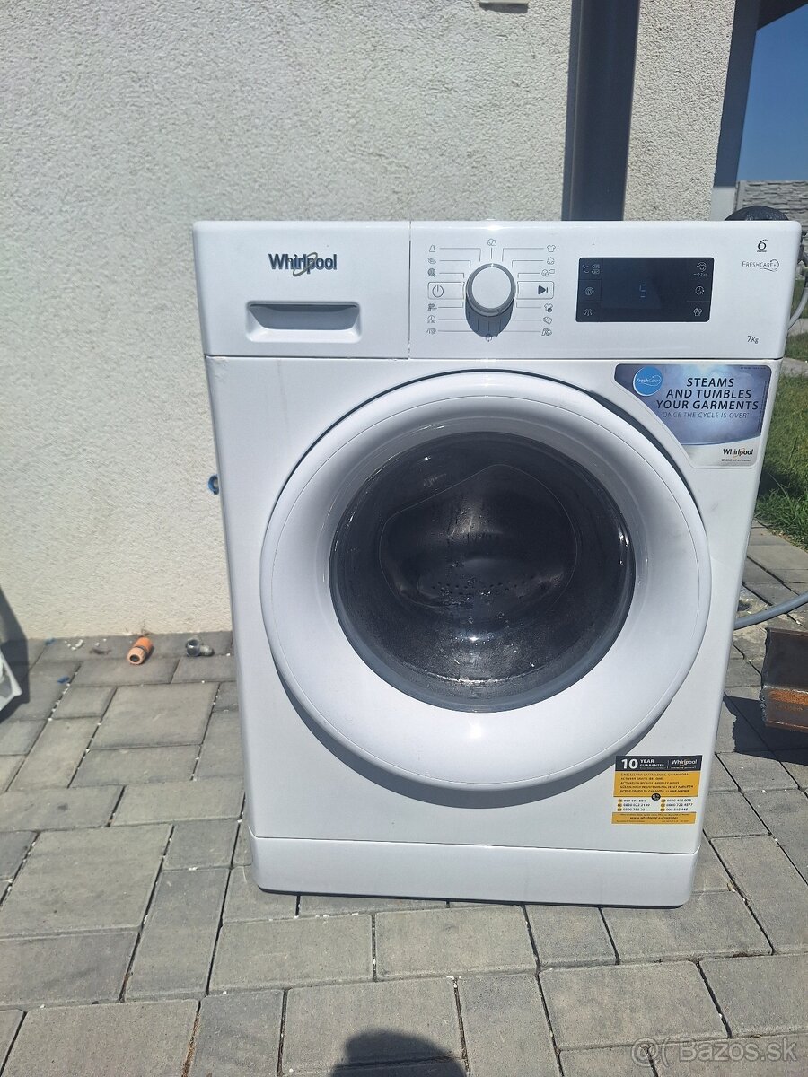 Predám práčku Whirlpool – 7 kg, parné pranie – 100 €