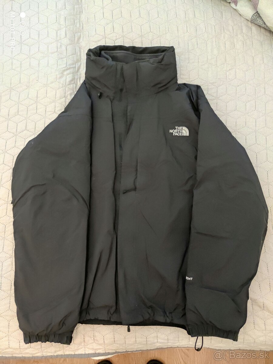 Predám veľmi teplú a pohodlnú zimnú bundu The North Face