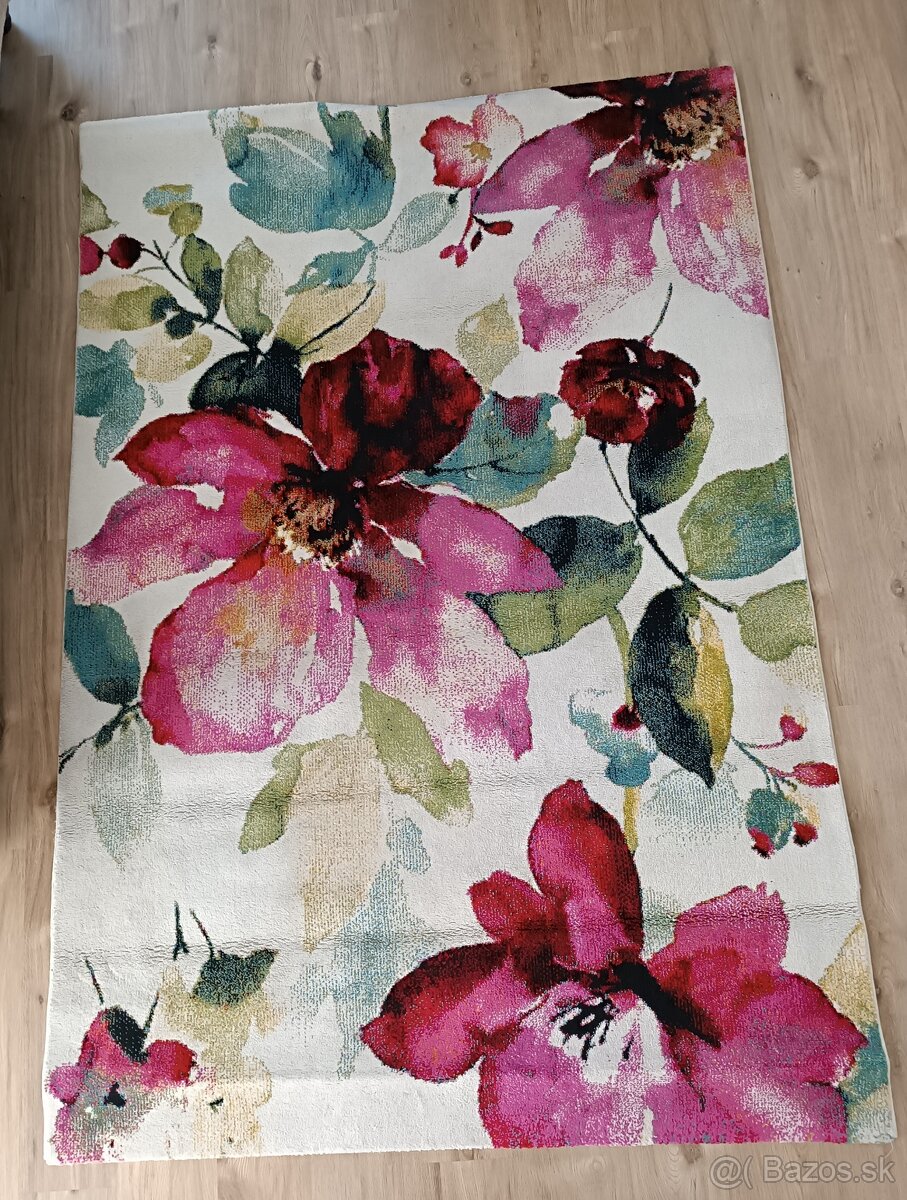 Tkaný koberec 160x230