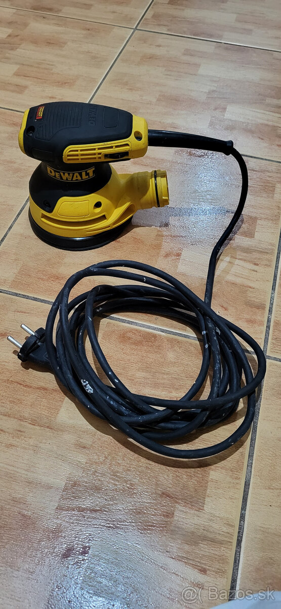 Dewalt DWE 6423-QS excentricka bruska