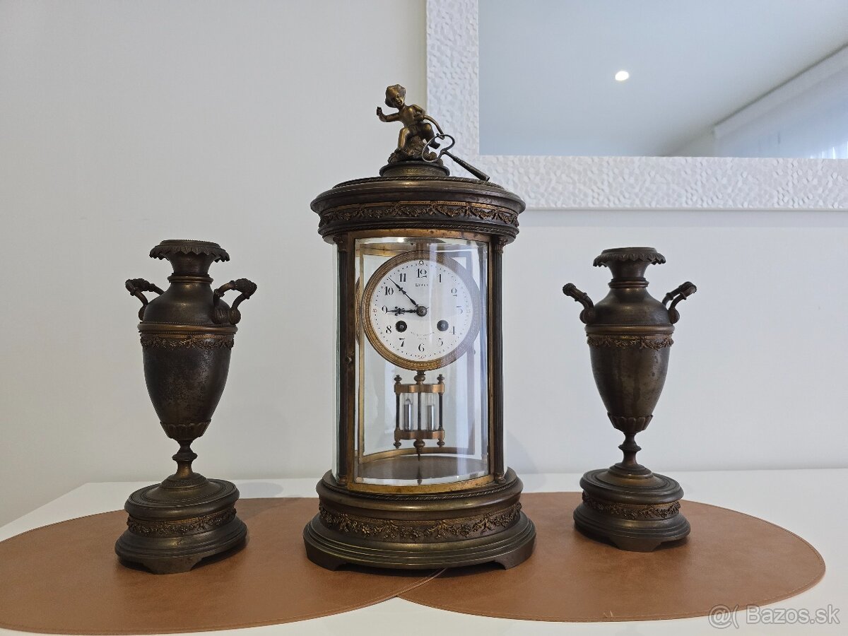 Starožitné krbove hodiny a vazy France