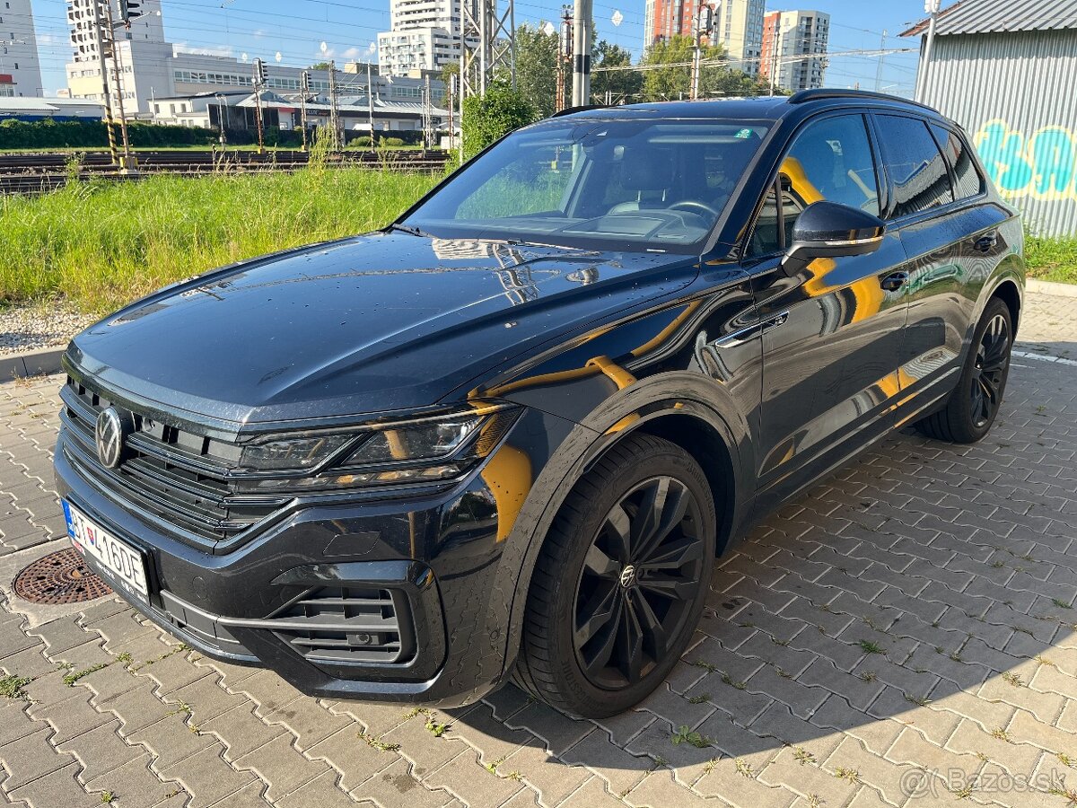 VW Touareg R-Line 3.0 V6 TDI