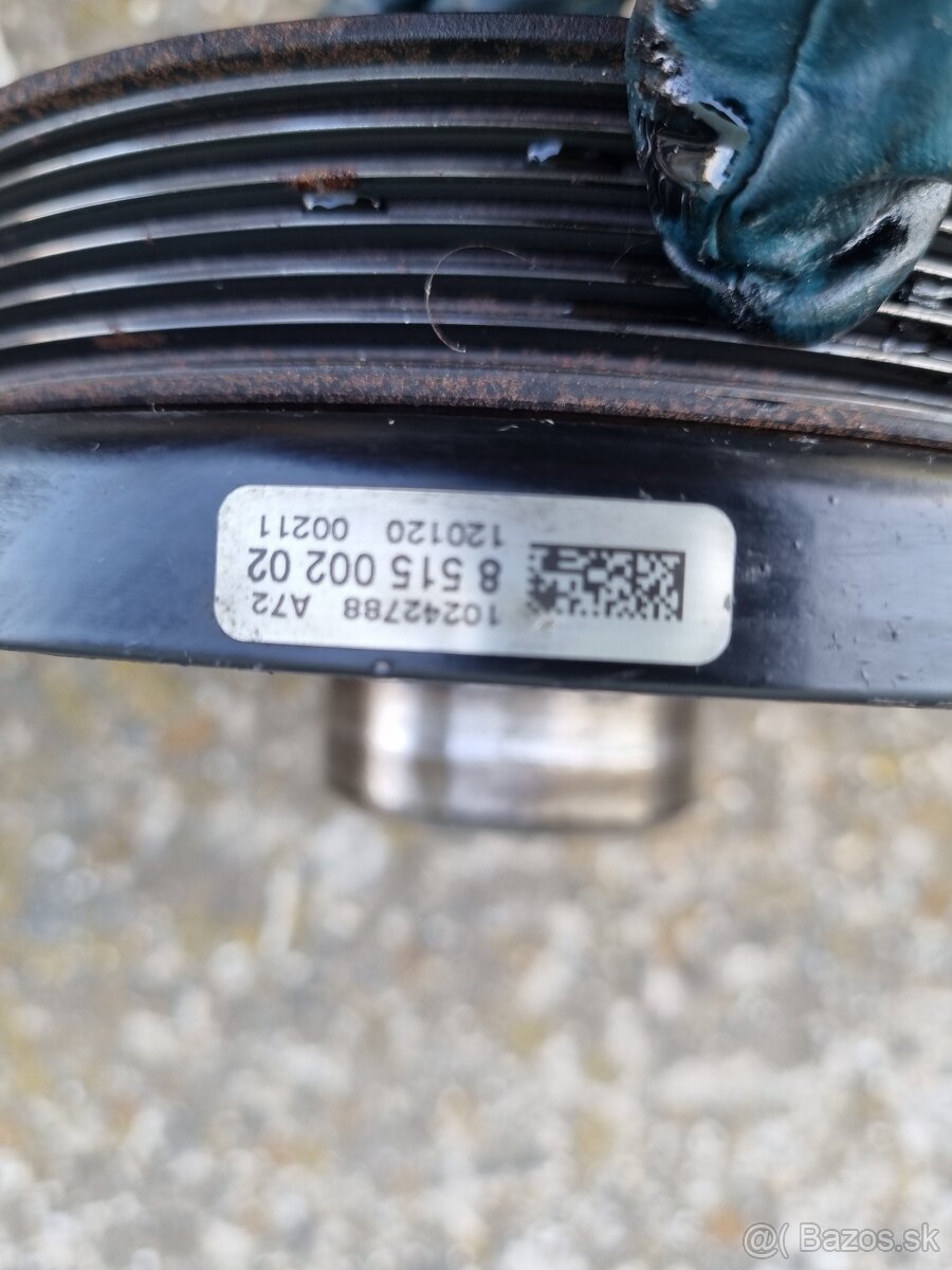 Predám remenicu z BMW 6 F13, cena dohodou