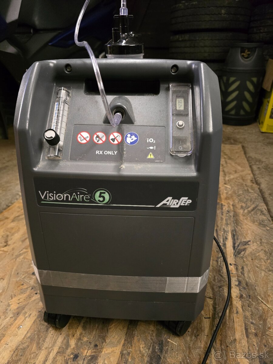 Kyslíkový koncentrátor CAIRE VisionAire