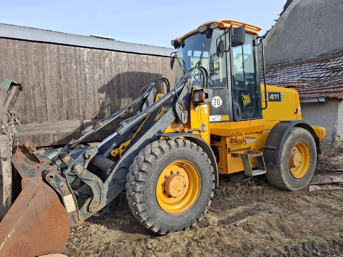 JCB 411