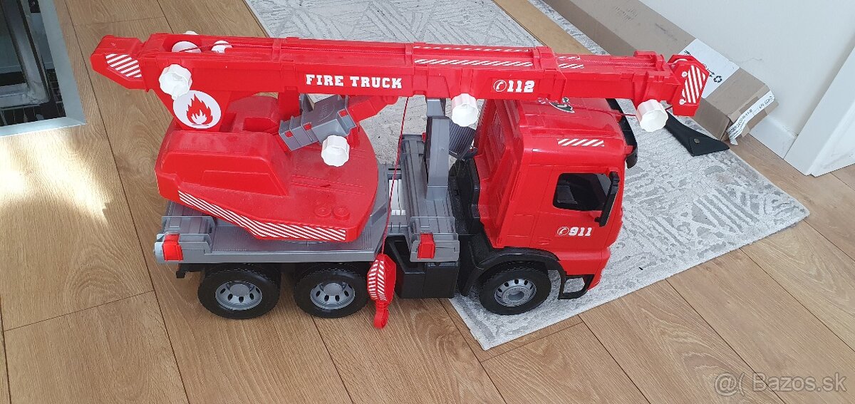 Veľké požiarne auto