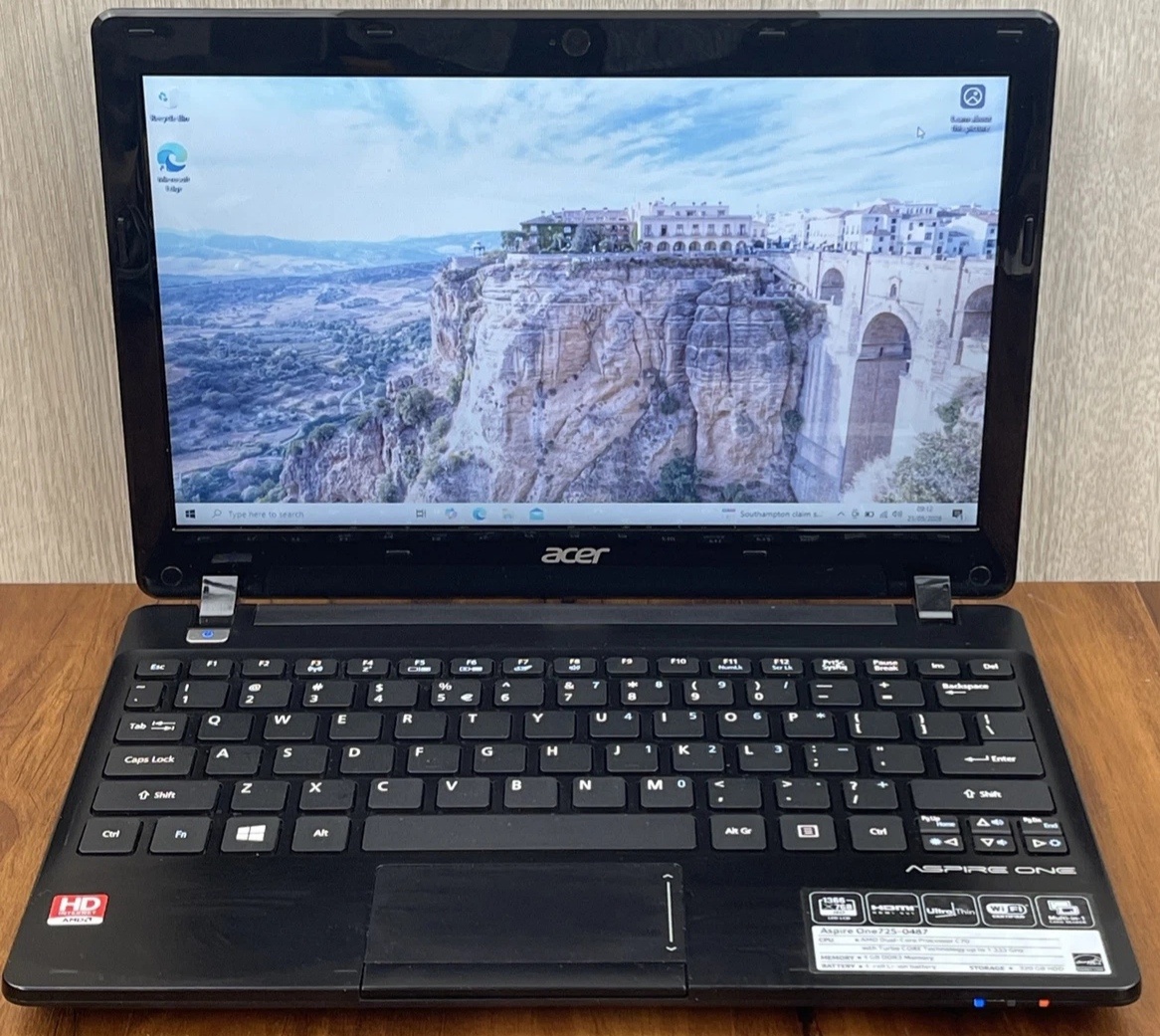 Predám notebook ACER ASPIRE ONE