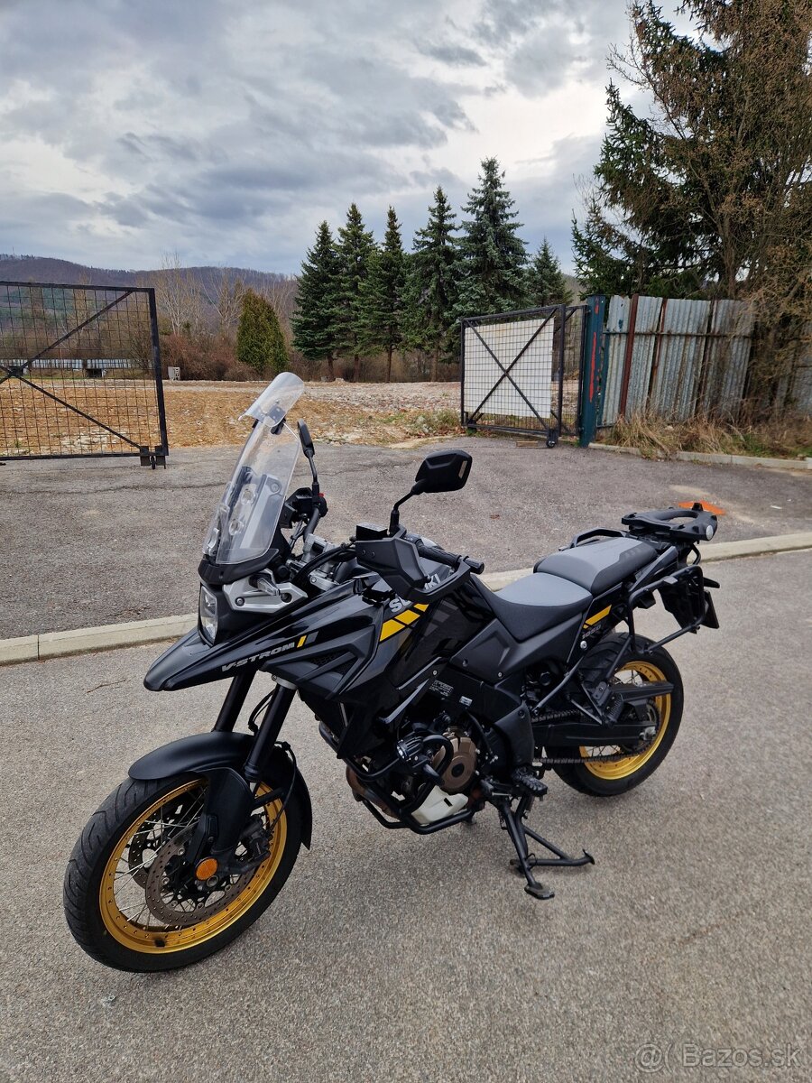 Suzuki V Strom 1050 XT  ODPOCET DPH