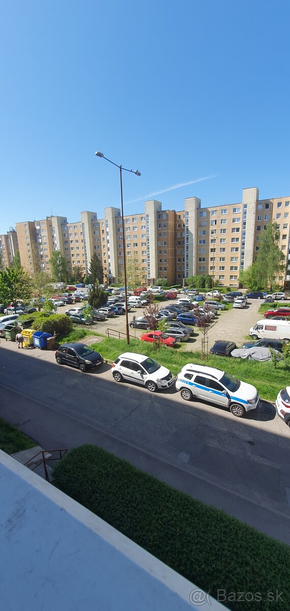 Na predaj 4 izb.byt sídlisko ŤAHANOVCE- VARŠAVSKÁ