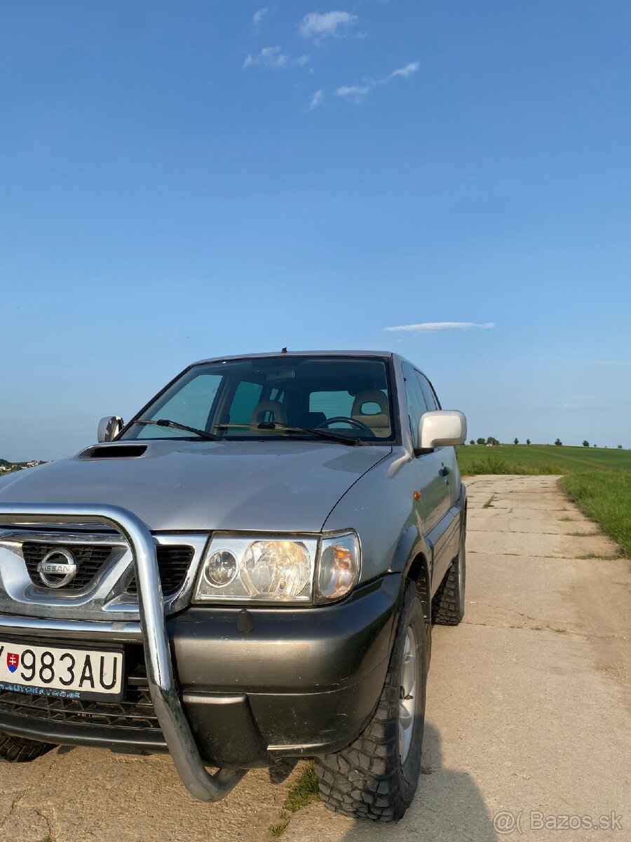 Nissan Terrano 2