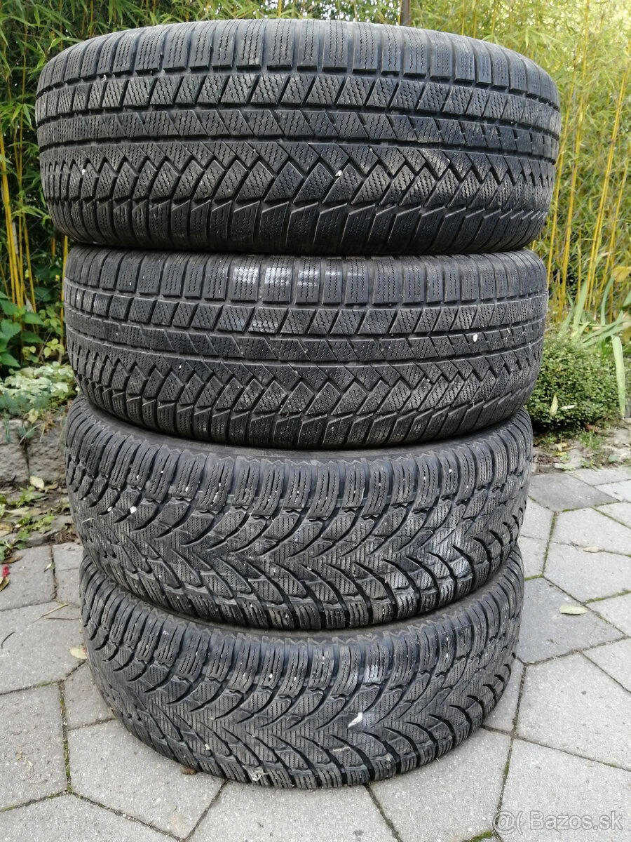 Zimne pneu 255/70 R16 T