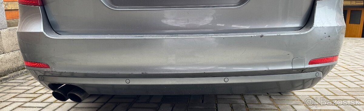 Predám zadný nárazník Škoda Superb 2 Combi