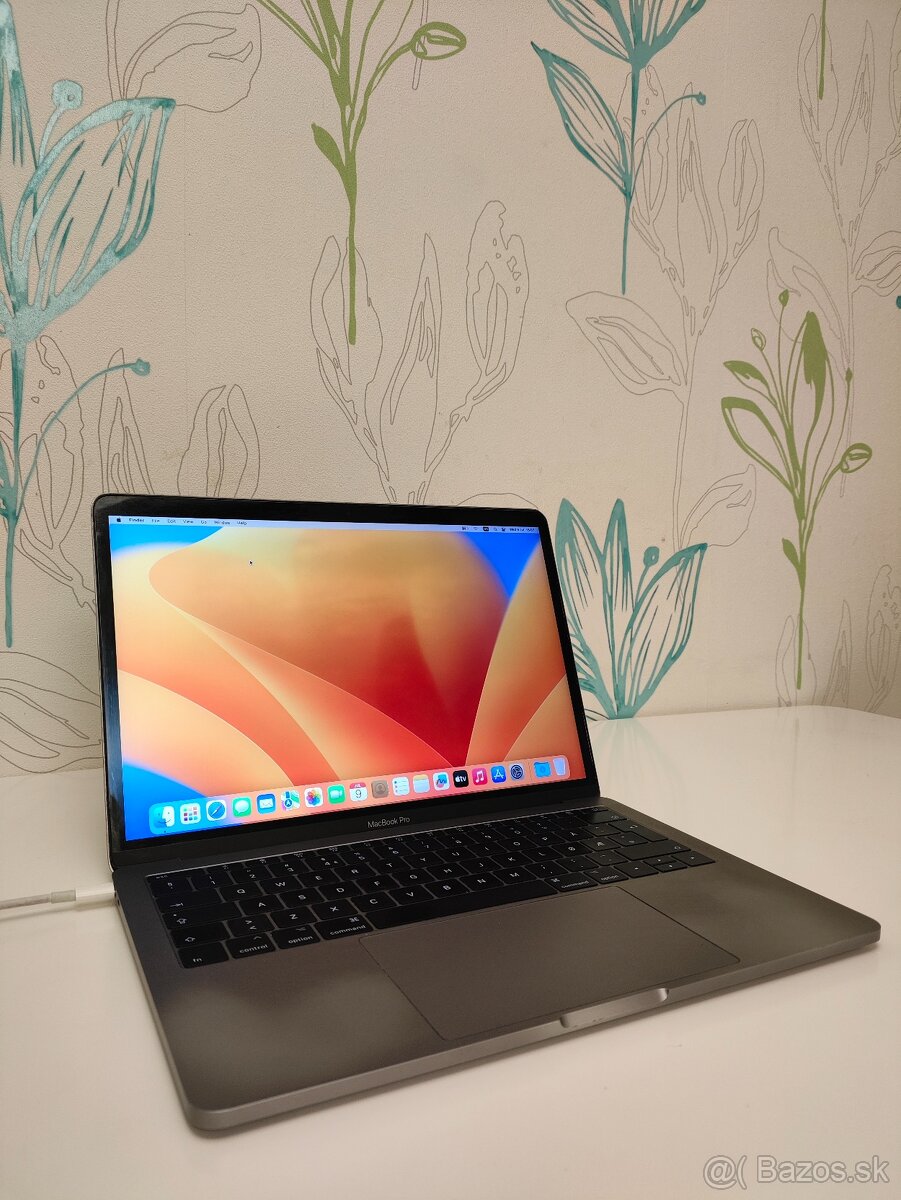 Macbook Pro A1708 i5/8 GB RAM/256 GB SSD