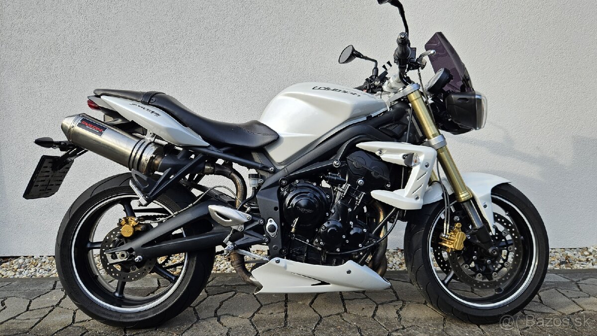 Triumph Street Triple 675
