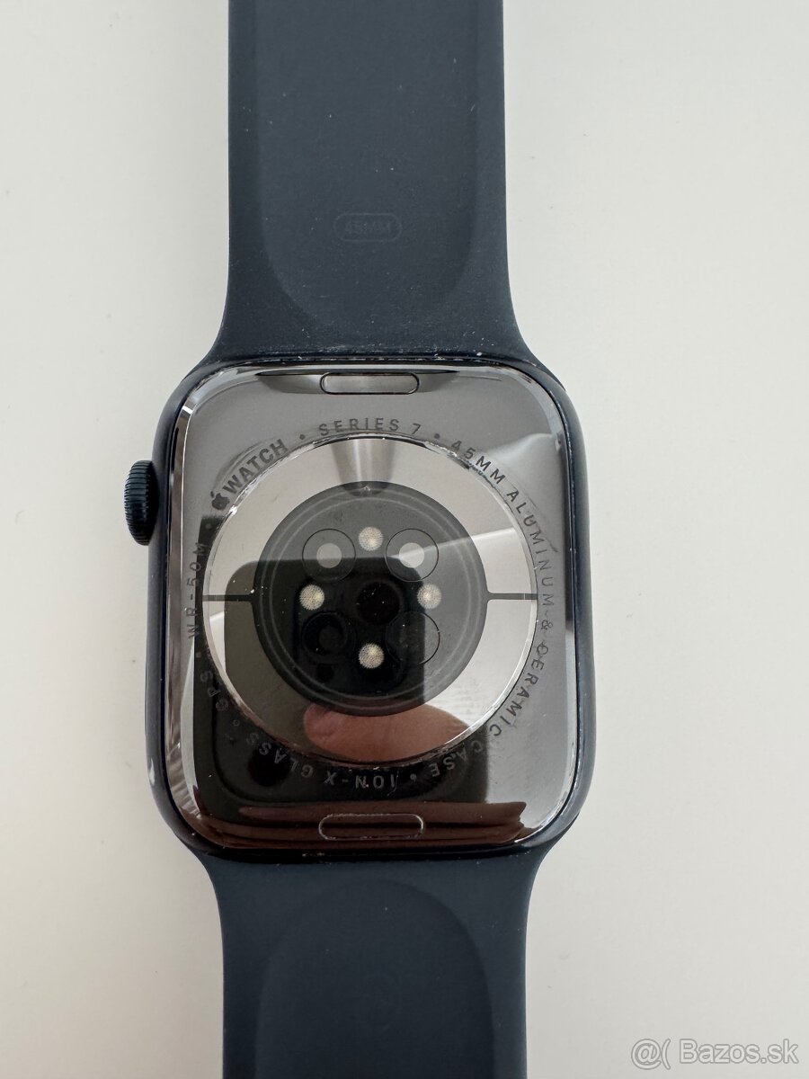 Apple Watch Series 7 45mm – 100 €
