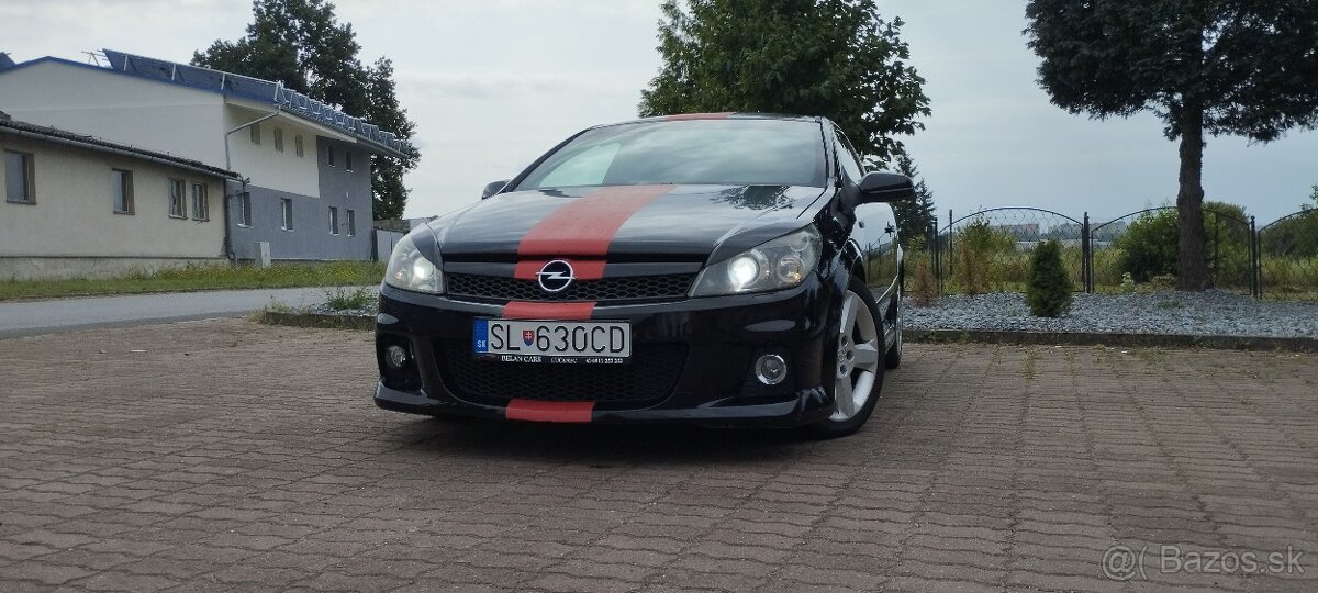 Opel Astra OPC 2.0 benzin 177kw turbo