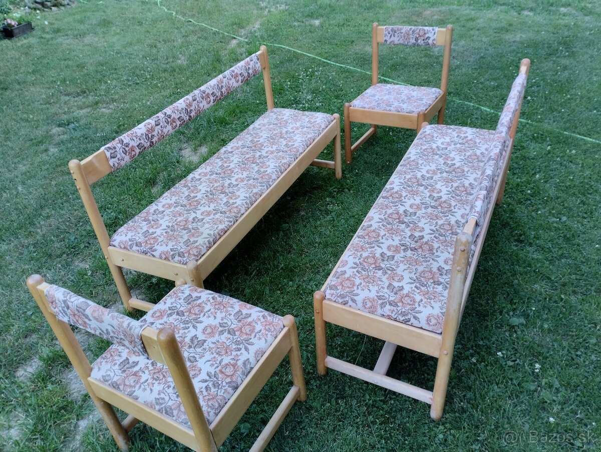 Predám lavice a stoličky