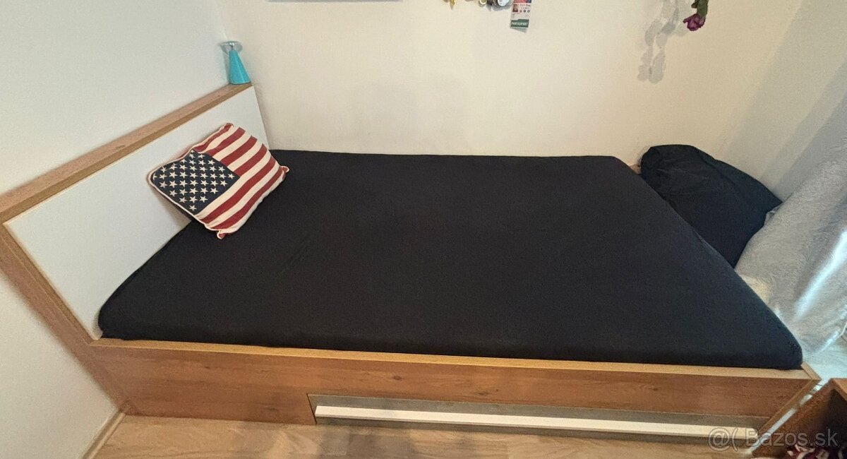 Posteľ s úložným priestorom 212x124cm