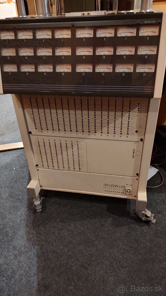 OTARI MX80 24-track tape machine