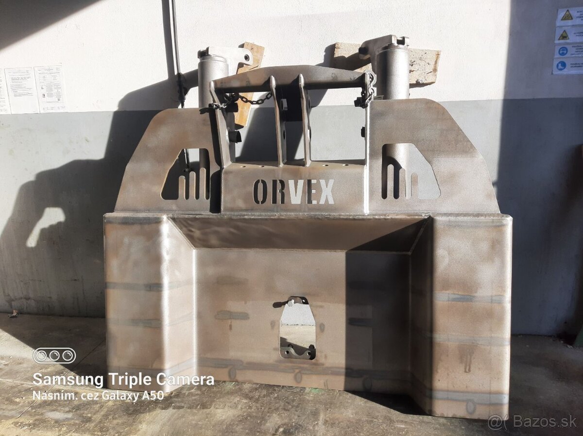 Vertikálny štít na LKT