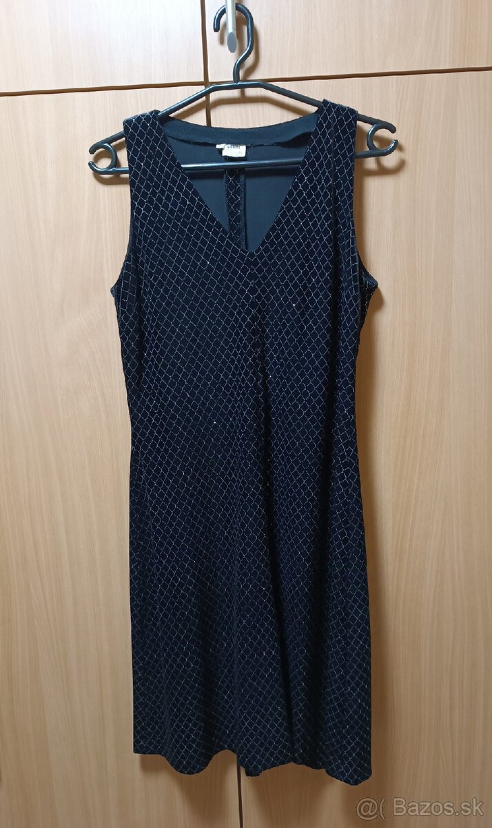 Zamatové šaty GRÁCIA