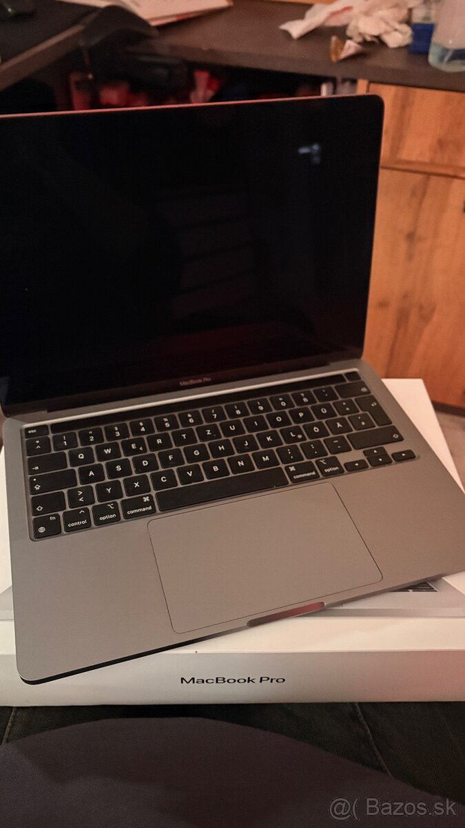 MacBook Pro 13" (2022) M2 – Space Gray touchbar