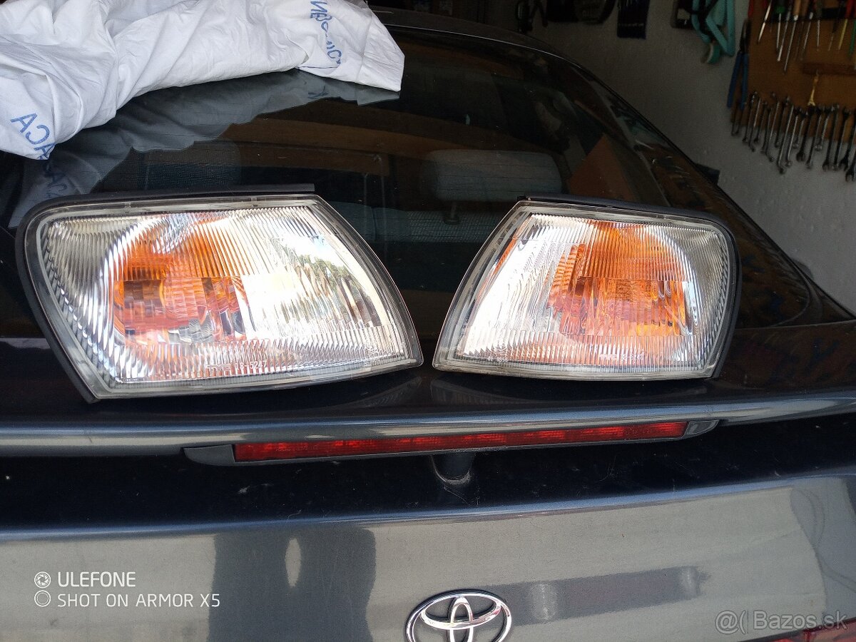 Toyota Carina E - osvetlenie rôzne